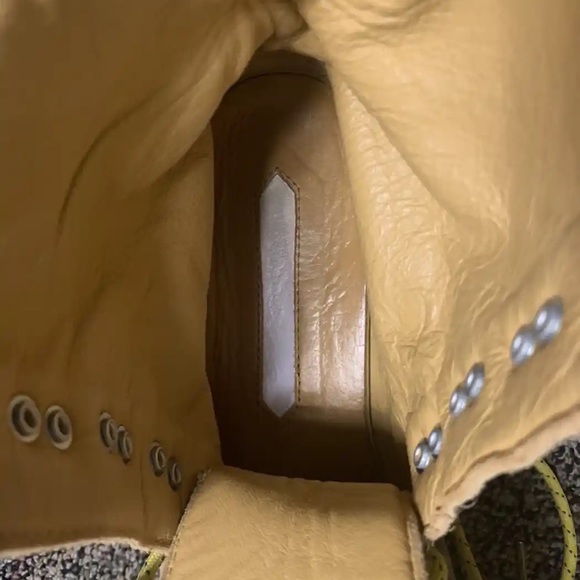 Off White hiking boot - Picture 2 of 3